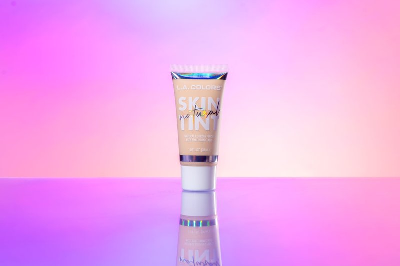L.A. COLORS Natural Skin Tint Foundation, Light Vanilla CLM412