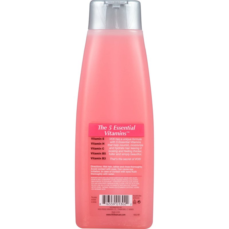 Moisture Milks Shampoo, 15 Oz, Strawberries by Vo5 (Pack of 2)