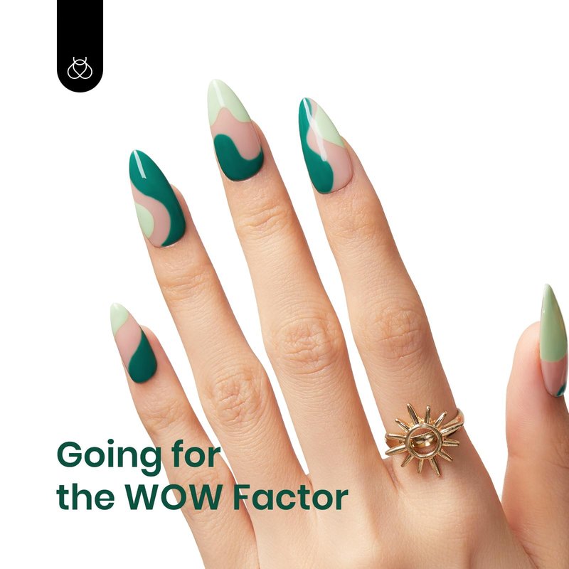 Beetles Green Gel Nail Polish 1 Pcs 15ml Emerald Green Gel Polish Soak Off Uv LED Summer Nails Lamp Needed Day Nails Art Manicure Salon DIY Home 0.51Oz