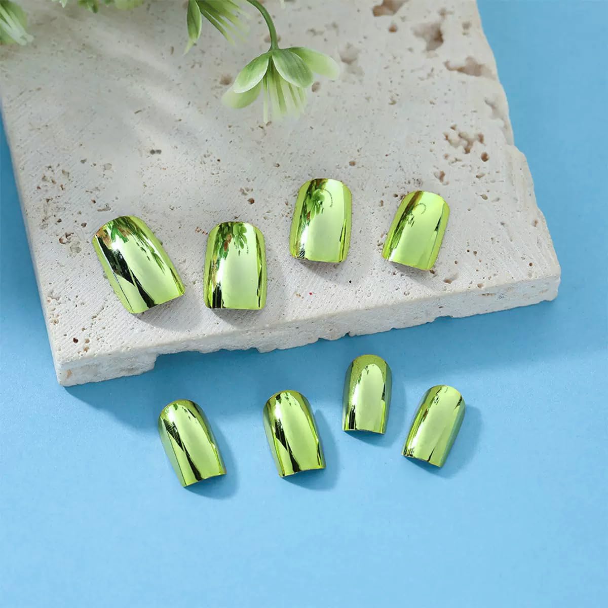 Square Press On Nails Medium Fake Nails Mirror Metal With Chrome Design Green False Nails Acrylic Glossy Glue On Nail Artificial Full Cover Reusable Stick On Nail For Women Manicure 24pcs