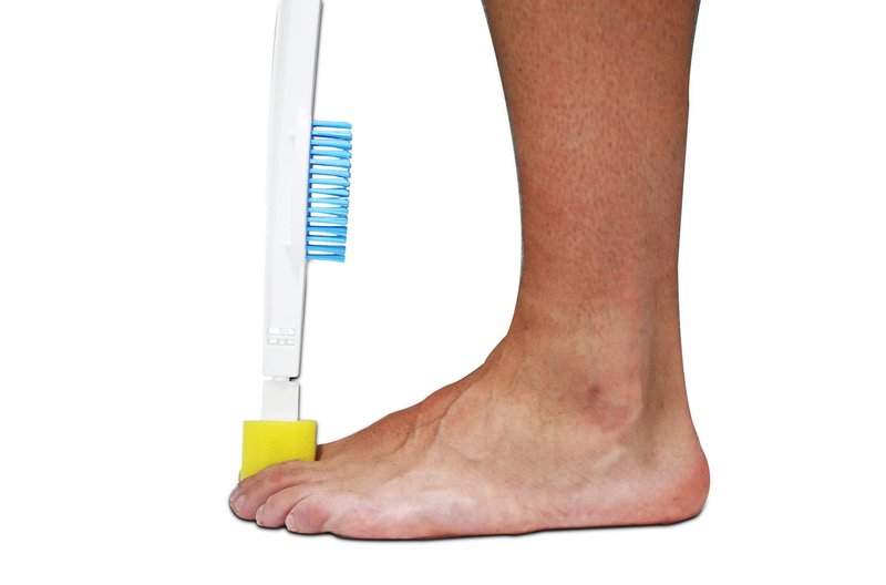 KMINA Long Handled Foot Brush and Toe Cleaner for Disabled, Toe Cleaners Between Toes Brush for Seniors, Long Reach Foot Scrubber Includes Spare Parts