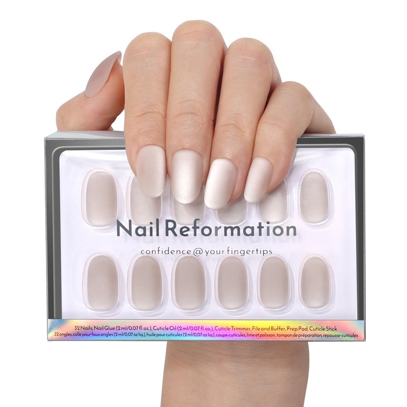 Nail Reformation Press On Nails, Matte Grey | Smoky Grey Short Round Fake Nails with Cat Eye Velvet Finish, Reusable Natural Stick On Nails Kit - 32 Pcs in 16 Sizes with Glue, Manicure Gifts for Women