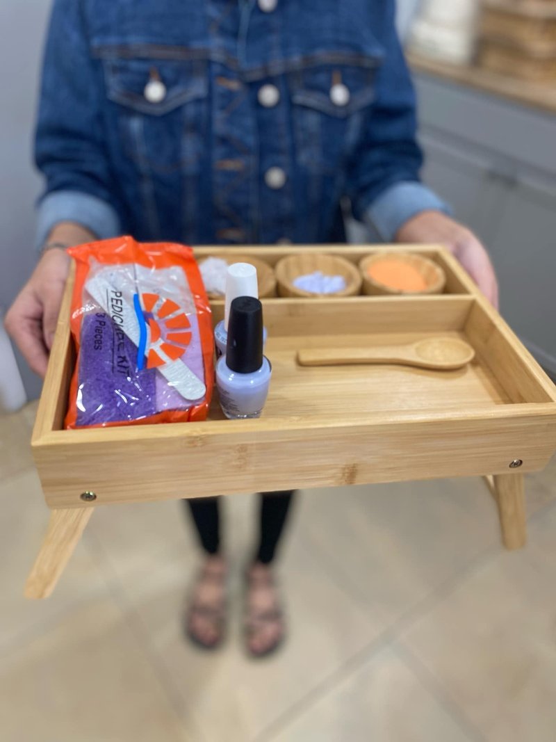 Pedicure Spa Tray with Legs Made with Bamboo 31cm x 21cm x 5cm (Legs 13.5cm)