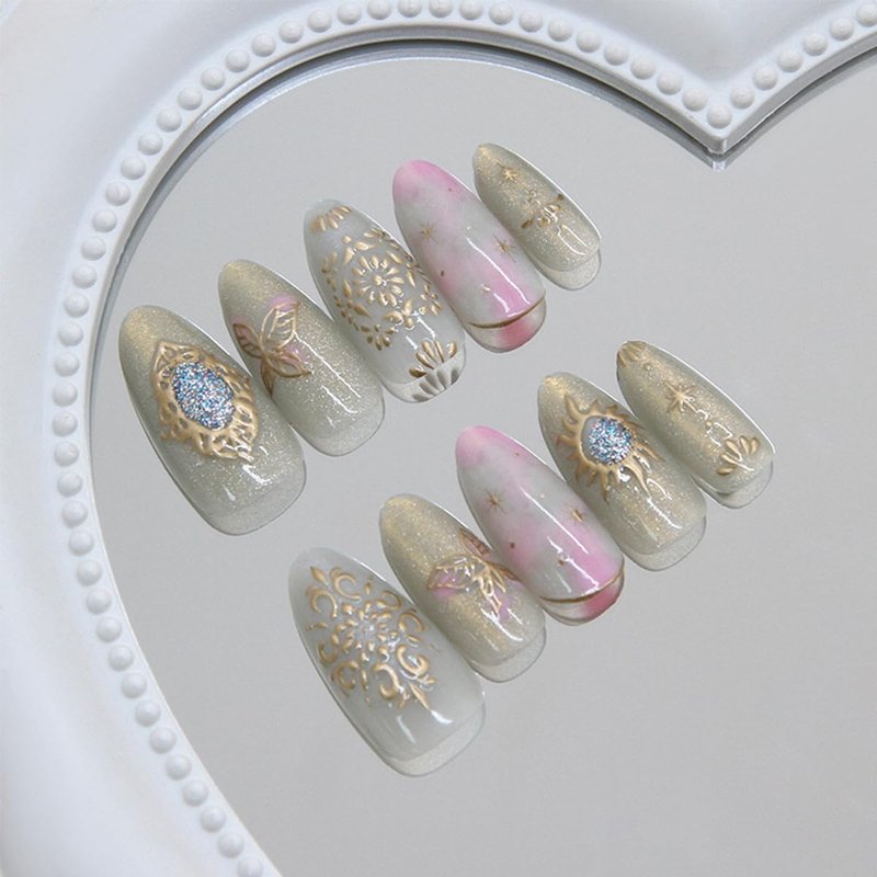 Skiennix 30Pcs Almond Press-On Nails - 3D Gold Star Design, Glossy Full Cover, Reusable & Stylish