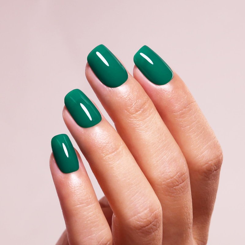 Ozzeal Gel Polish, 0.5 Fl Oz Christmas Green Gel Nail Polish Autumn Winter Soak Off LED UV Gel Nail Polish Art Starter Manicure Salon DIY Nail Gel Polish