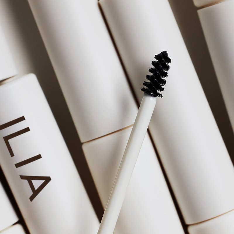 ILIA - In Frame Brow Gel | Lightweight, Long-Lasting, Flake-Resistant Hold | Full, Lifted Look | Non-Toxic, Vegan, Cruelty-Free, Clean Makeup (Universal Clear)