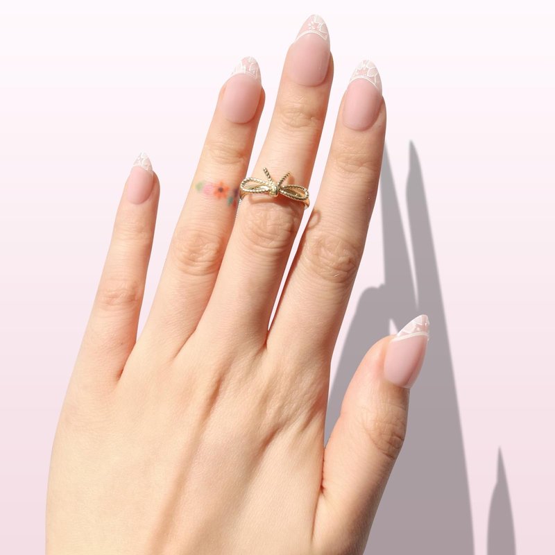 Nail Reformation Press On Nails, Petal Lace | Neutral Short Almond Fake Nails with White Floral Lace French Tip in Glossy Finish, Reusable Stick On Nails in 16 Sizes - 32 Nail Kit for Women Gifts