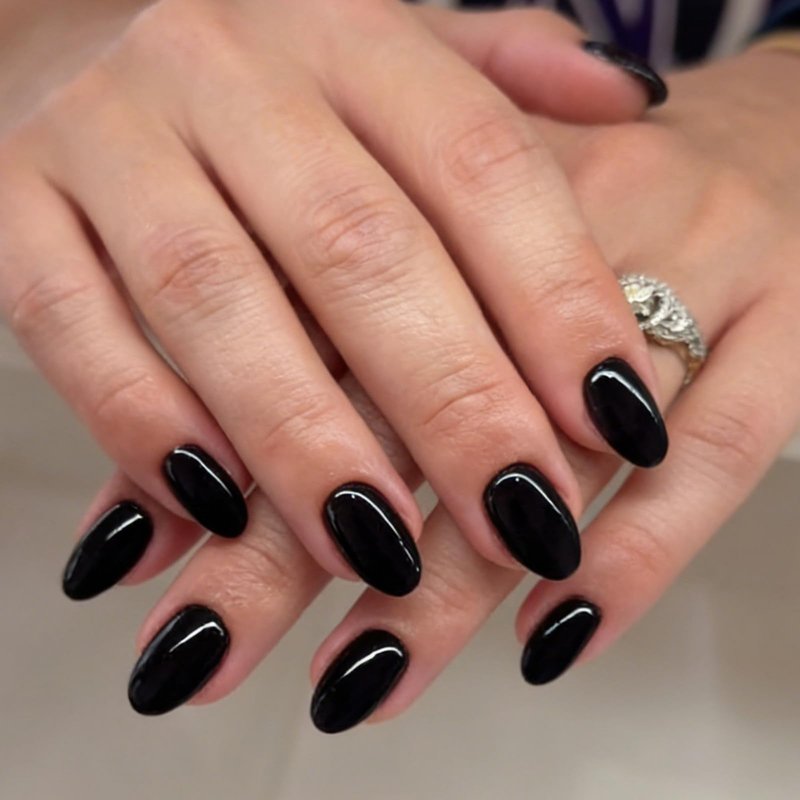 Black Solid Color Press On Nails Short Almond Fake Nails Glossy Full Cover Stick On Nail for Women Manicure 32Pcs