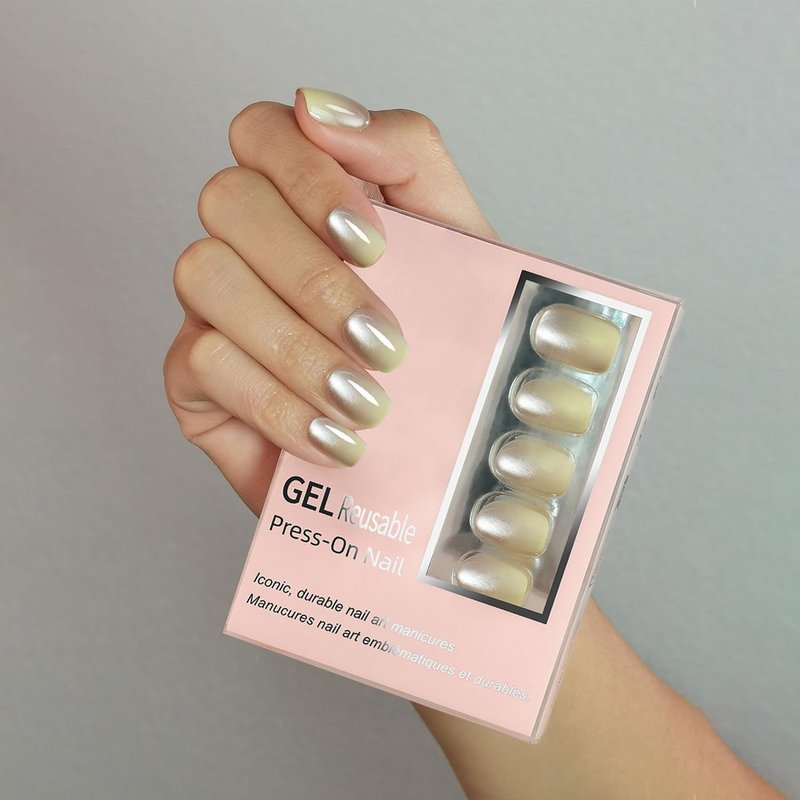 30 Pcs Cats Eyes Soft Gel Press on Nails Gradient Luxurious Fake Nails with Glue Short Square Thickened False Nails Designs Glitter Acrylic Nails Full Cover Stick on Nails for Women Art DIY 15 Sizes