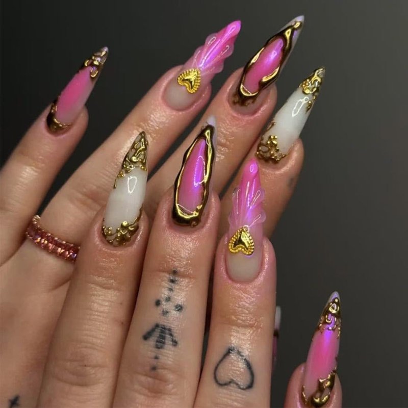 Foccna Long Press on Nails Almond Fake Nails White French Tip False Nails with Gold Line Design Glue on Nails Acrylic Nails Glossy Full Cover Stick on Nails for Women 24Pcs