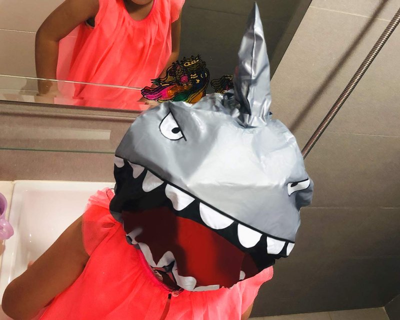 DS. DISTINCTIVE STYLE Shower Cap Kids Shark Shape Shower Hat Baby Bath Cap - Sliver