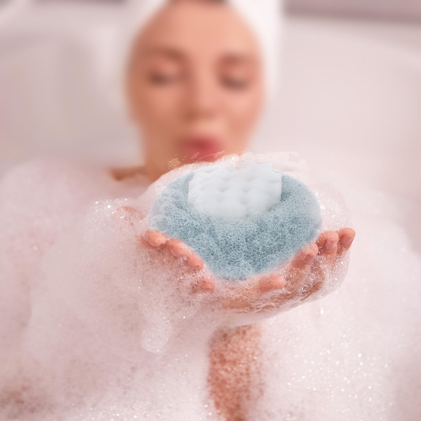 Super Soft Sunflower Suction Cup Bath Ball, 2 in 1 Exfoliating Bath Sponge, Loofah with Suction Cup, Body Sponges for Shower, Bathing Sponges for Women (Blue + Beige)