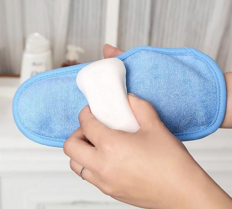 3PCS Bathing Mittens Shower Soft Skin Care Face Exfoliating Body Wash Massage Spa Mitt Soft Back Rubbing Gloves for Men Women (Color Random)
