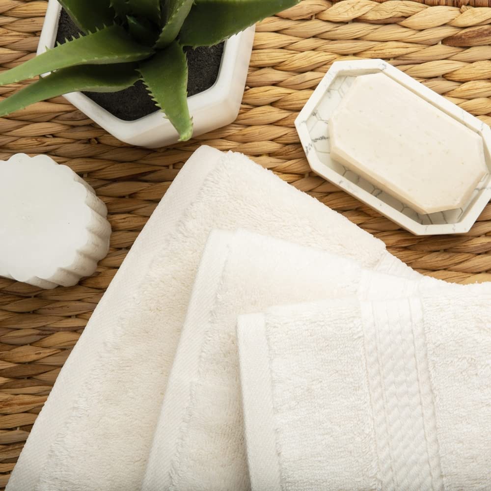 SUPERIOR Egyptian Cotton Pile 3 Piece Towel Set, Includes 1 Bath, 1 Hand, 1 Face Towel/Washcloth, Ultra Soft Luxury Towels, Thick Plush Essentials, Guest Bath, Spa, Hotel Bathroom, Cream