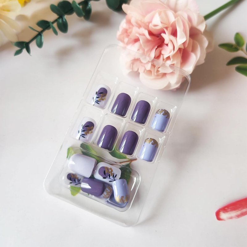 HZJXRT Acrylic Fake Nails - Short Square Black Leaf Design | 24 Pcs Glossy Gold Foil Press-On Nails for Women