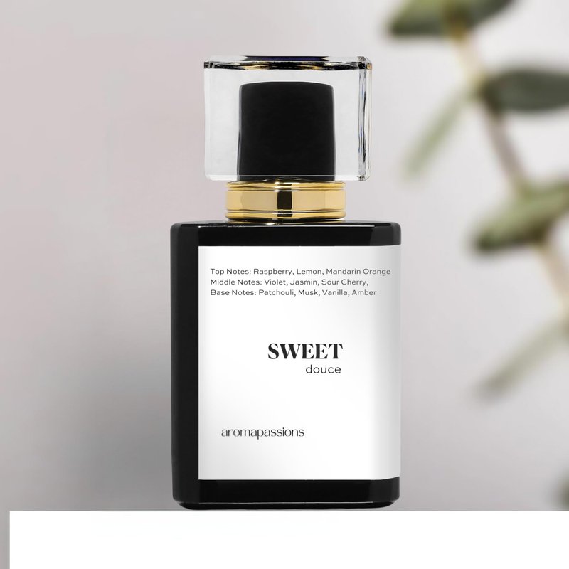 aromapassions SWEET | Inspired by BRBRY HER | Pheromone Perfume for Women | Extrait De Parfum | Long Lasting Dupe Clone Perfume Cologne | Essential Oil Fragrance | (30 ml / 1 Fl Oz)