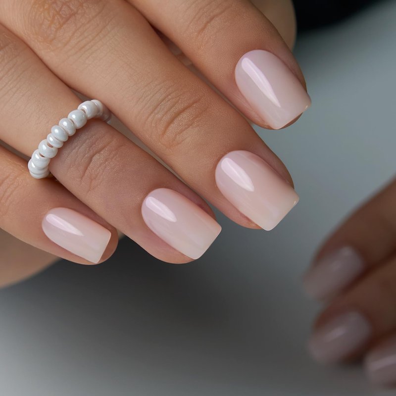 CurvLife Press on Nails Short Square Acrylic Fake Nails with Apricot Design Full Cover False Nails Glossy Nude Glue on Nails Artificial Stick on Nails for Women (Polka Dot Silver French)
