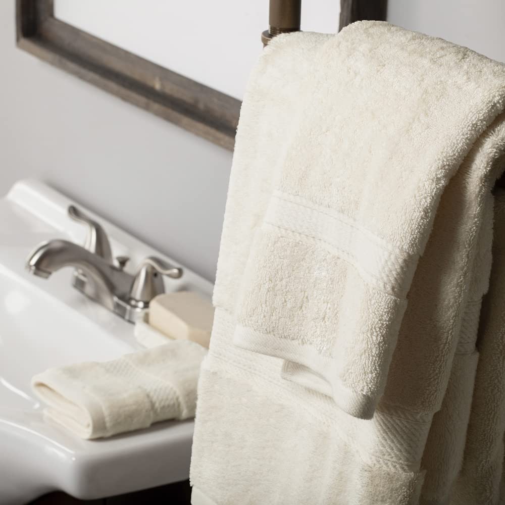 SUPERIOR Egyptian Cotton Pile 3 Piece Towel Set, Includes 1 Bath, 1 Hand, 1 Face Towel/Washcloth, Ultra Soft Luxury Towels, Thick Plush Essentials, Guest Bath, Spa, Hotel Bathroom, Cream