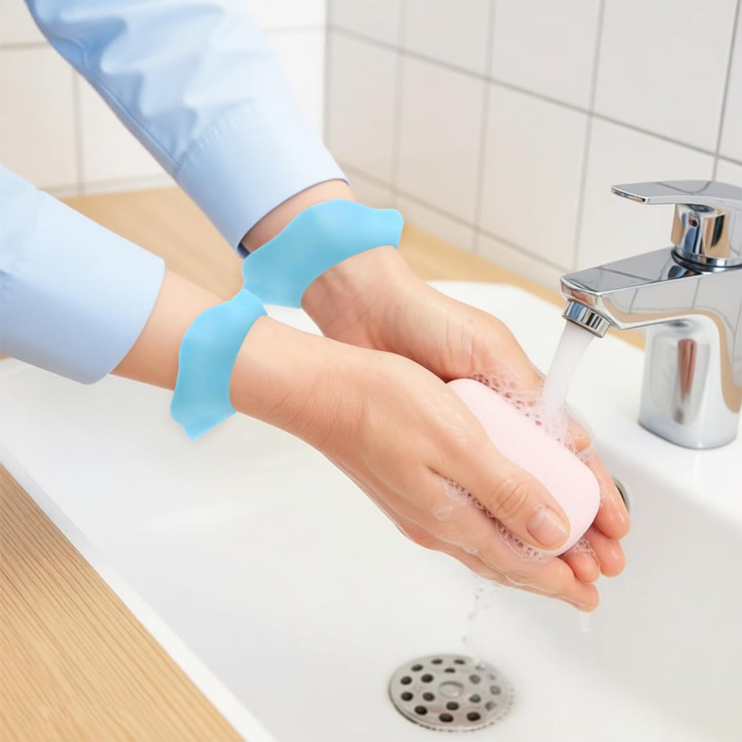 3 Pairs Water Absorbent Silicone Wrist Wraps Elastic Retractable Face Washing Wristbands Comfortable Skincare Bands Liquid Arm Strap Silicone Wrist Bands for Washing Face Water Guards Prevent (Small)