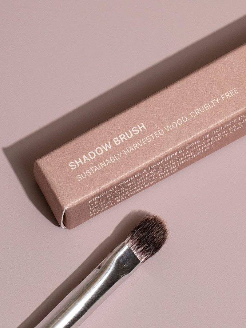 ILIA Shadow Brush - Flat Tapered Head with Vegan Bristles for Perfect Eyeshadow Application | Eco-Friendly Design