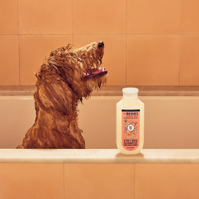 MRS. MEYER'S Dog Shampoo - 3 in 1 Formula with White Peach Scent | 14oz Bottle