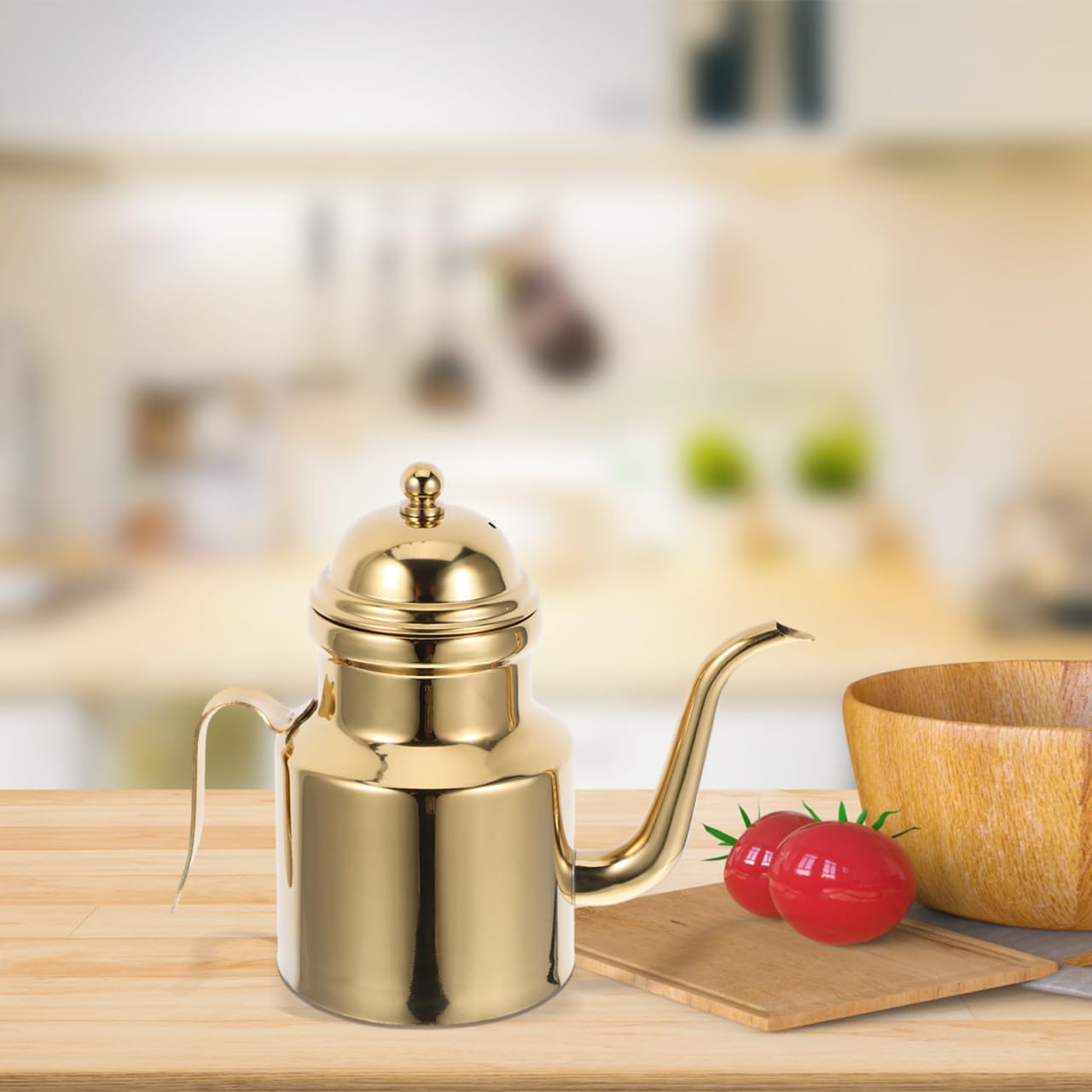 Pouring Oil Pot Stainless Steel Oil Dispenser 18oz Olives Can Metal Drip Vinegar Cruet Soy Sauce Pourer Bottle Grease Container for Seasoning Coffee Tea Drinks Golden