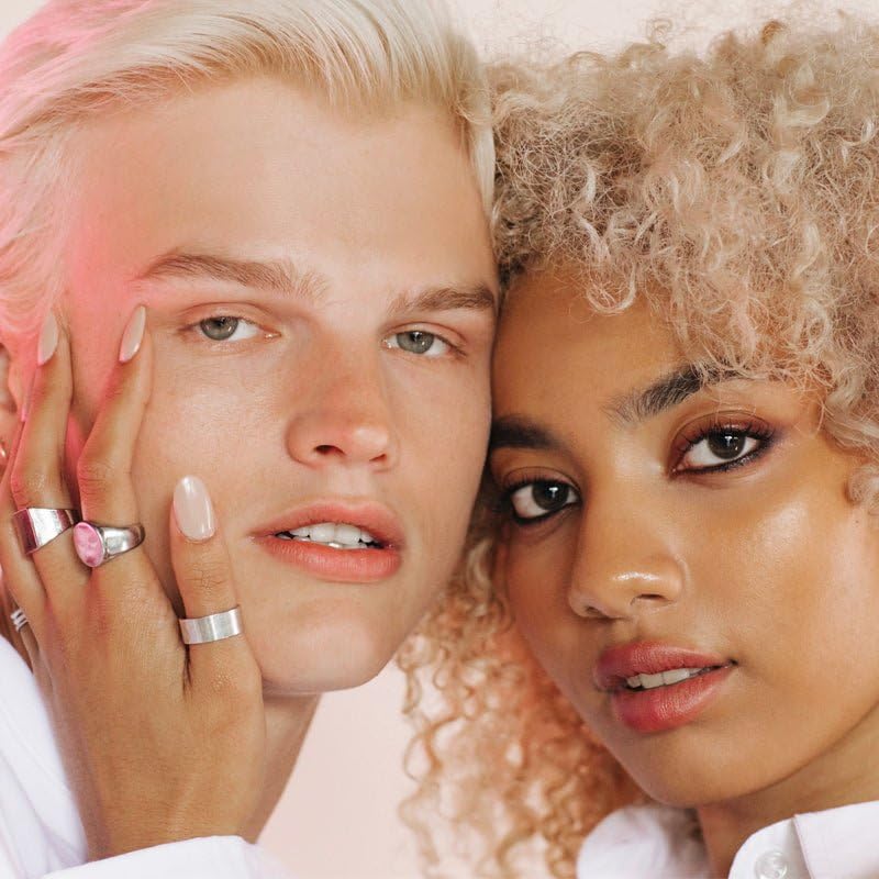 ARCTIC FOX Hair Lightening Kit - Vegan Cream Bleach with 35 Volume Developer & Gloves | Infused with Acai & Cocoa