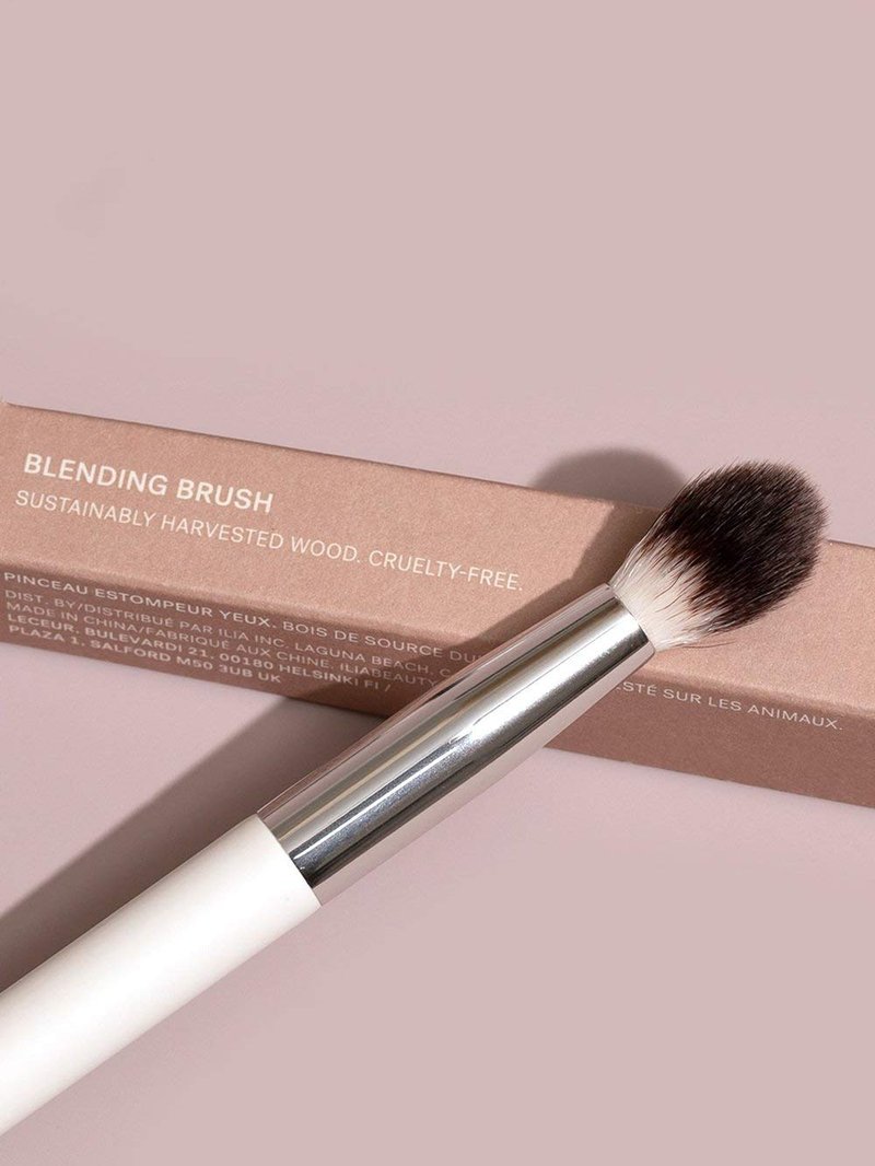 ILIA Blending Brush - Vegan Eyeshadow & Highlighter Tool with Soft Bristles | Eco-Friendly Design