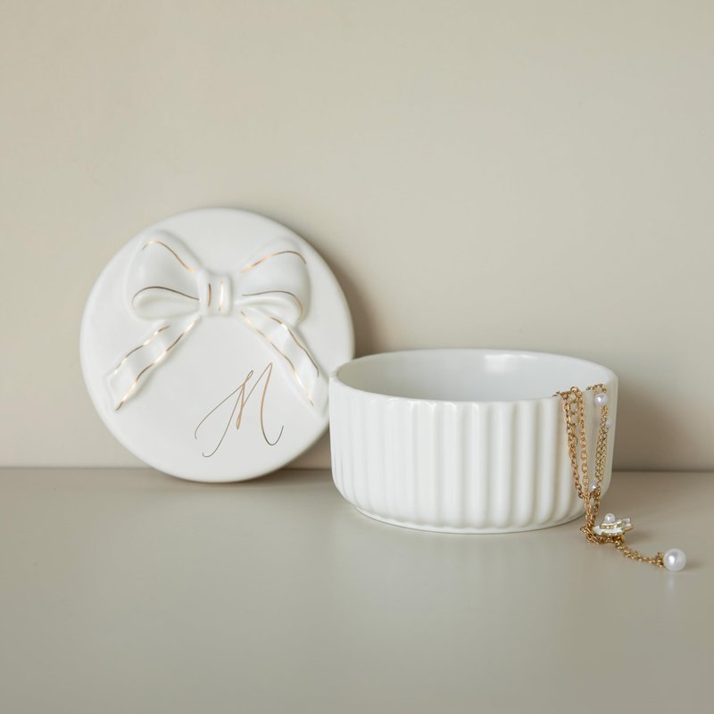 COLLECTIVE HOME Monogram Ceramic Jewelry Box with Bow - Small Trinket Dish, Elegant Wedding，Bridal Shower & Bridesmaid Gifts (M)