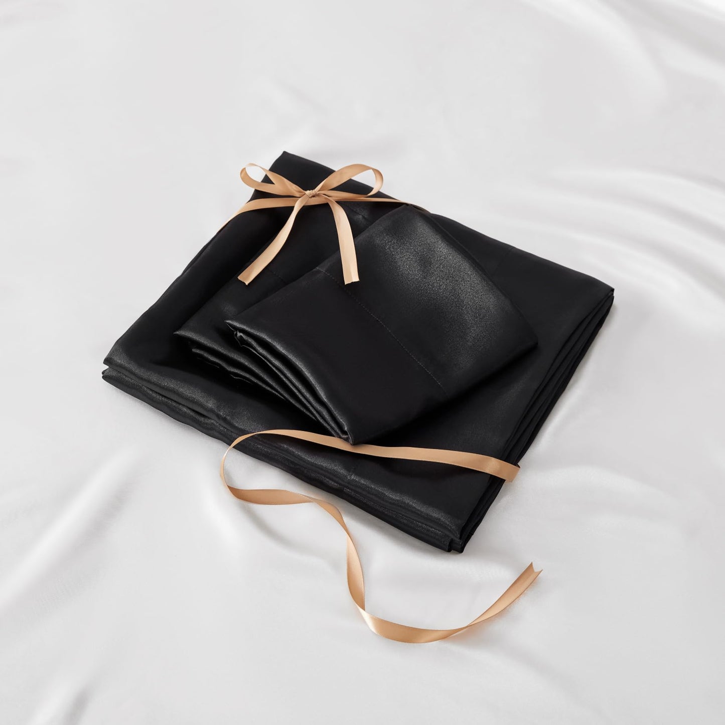BEDELITE Satin Sheets Queen Size Bed Set, Luxury Soft Black Silky Sheets for Hair and Skin, Similar to Silk Bed Sheets Set 4 Pieces with 1 Deep Pocket Fitted Sheet, 1 Flat Sheet, and 2 Pillowcases