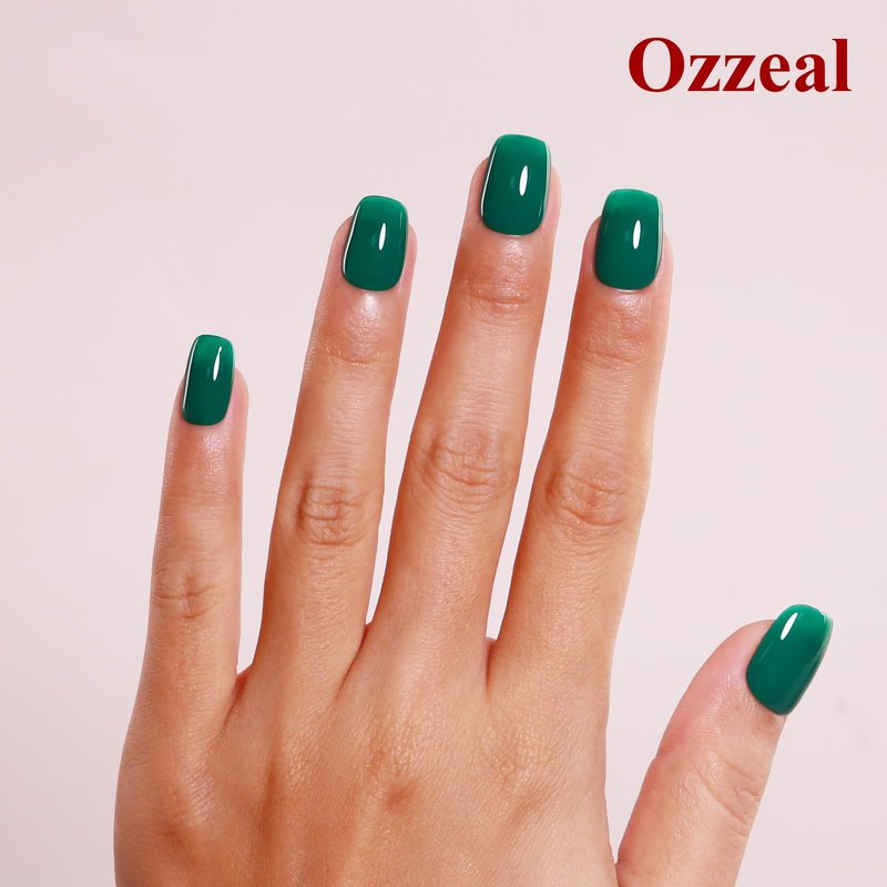 Ozzeal Gel Polish, 0.5 Fl Oz Christmas Green Gel Nail Polish Autumn Winter Soak Off LED UV Gel Nail Polish Art Starter Manicure Salon DIY Nail Gel Polish