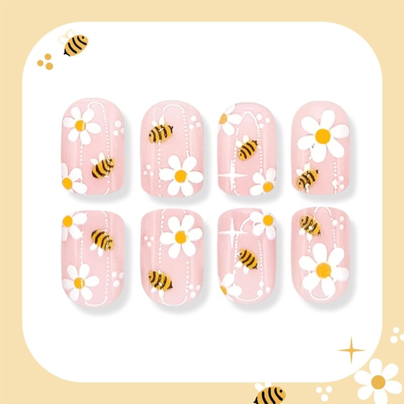 Press On Nails - Short Square Floral Design with Bee | 24 Pcs Glossy Artificial Nails for Spring & Summer