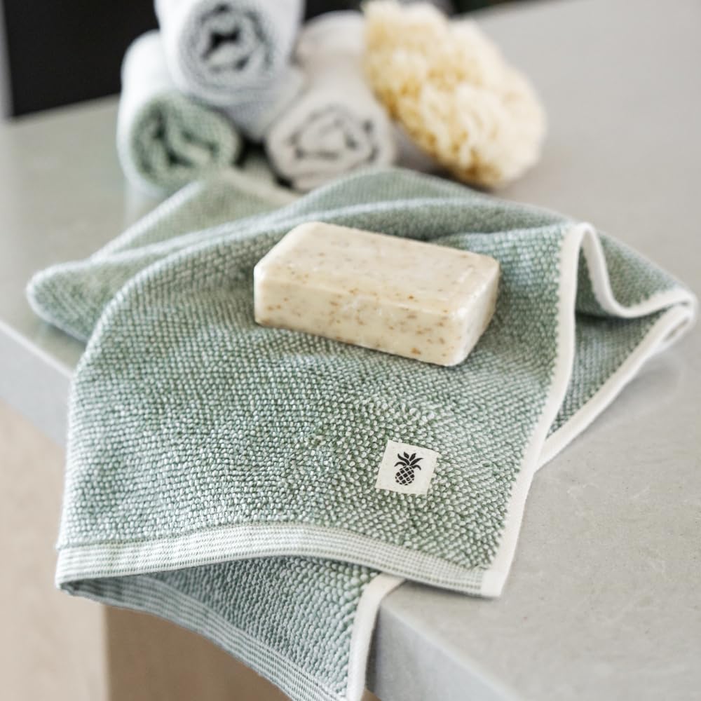 Cariloha Bamboo Viscose Hand Towels – 16x30 Plush Quick Dry Towels – Turkish Cotton & Bamboo Viscose Blend – Luxury Hotel Hand Towel – Odor Resistant – Oasis Green