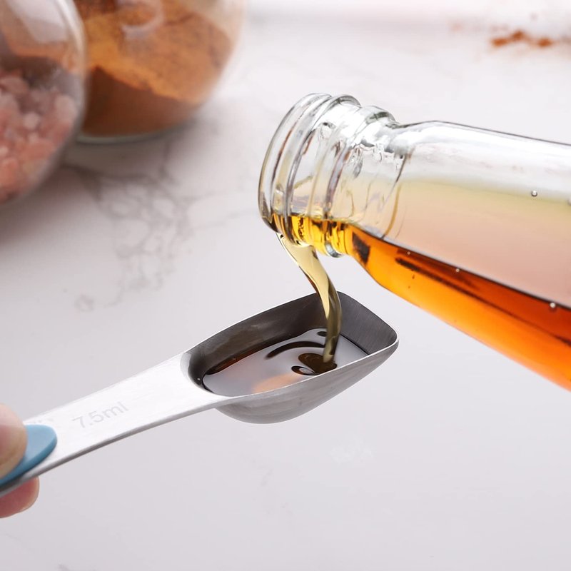 Magnetic Measuring Spoons Set of 8 Dual Sided Stainless Steel Measuring Spoons Long Handle Stackable Teaspoon Tablespoon for Measuring Dry and Liquid Ingredients