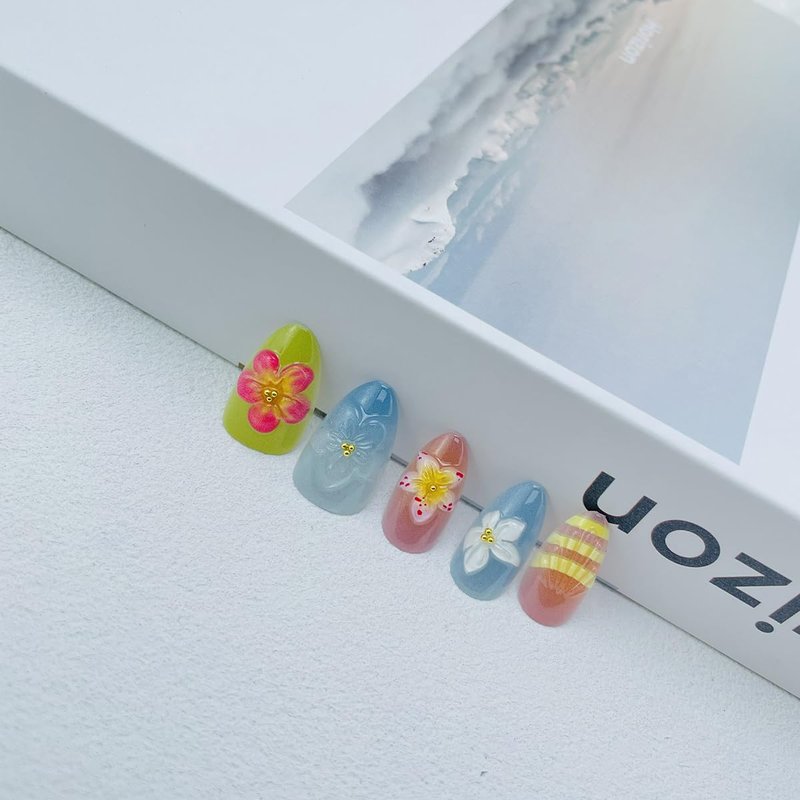 30Pcs Colorful Flower Press on Nails Short Almond Fake Nails with Gold Bead Starfish Designs Glossy Full Cover False Nail 3D Water Ripple Acrylic Nail Spring Summer Stick on Nails for Women Daily Wear