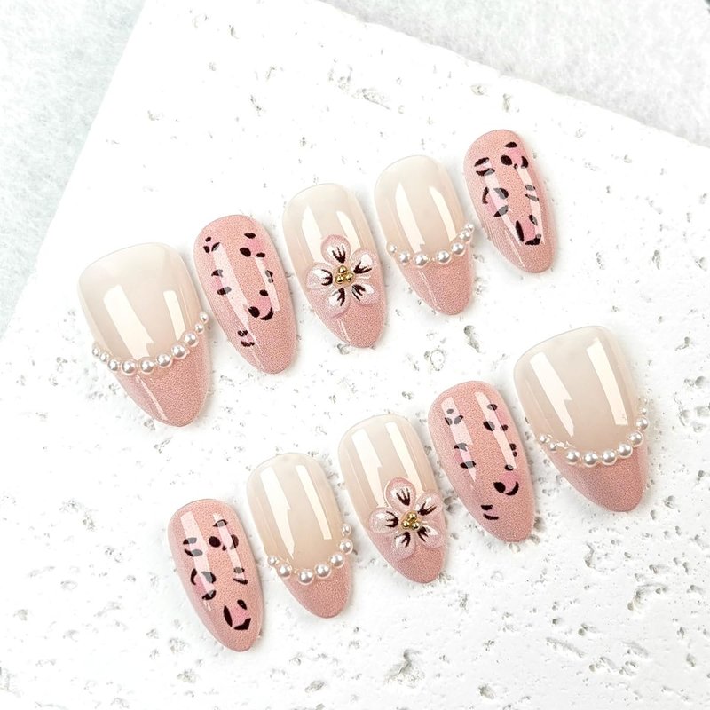 Skiennix 30Pcs Pink Leopard Flower Press-On Nails - Almond Shape, 3D Flower & Pearl Chain Design, Reusable Acrylic for Manicure