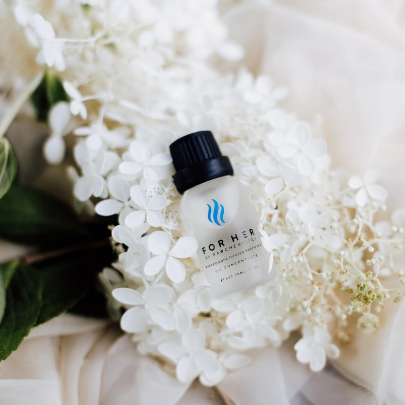 RawChemistry for Her - Pheromone Infused Perfume Oil - Extra Strength Elegance (15ml)
