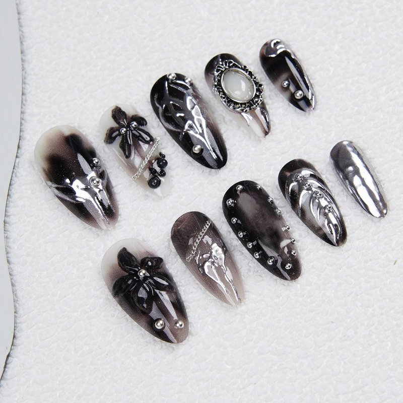 24Pcs Goth Press on Nails Medium Almond Fake Nails Silver Chrome Baroque Gothic Design Dark Black Full Cover Glue on Nails Y2k False Nails Reusable Black flower Press Ons Stick on Nails for Women