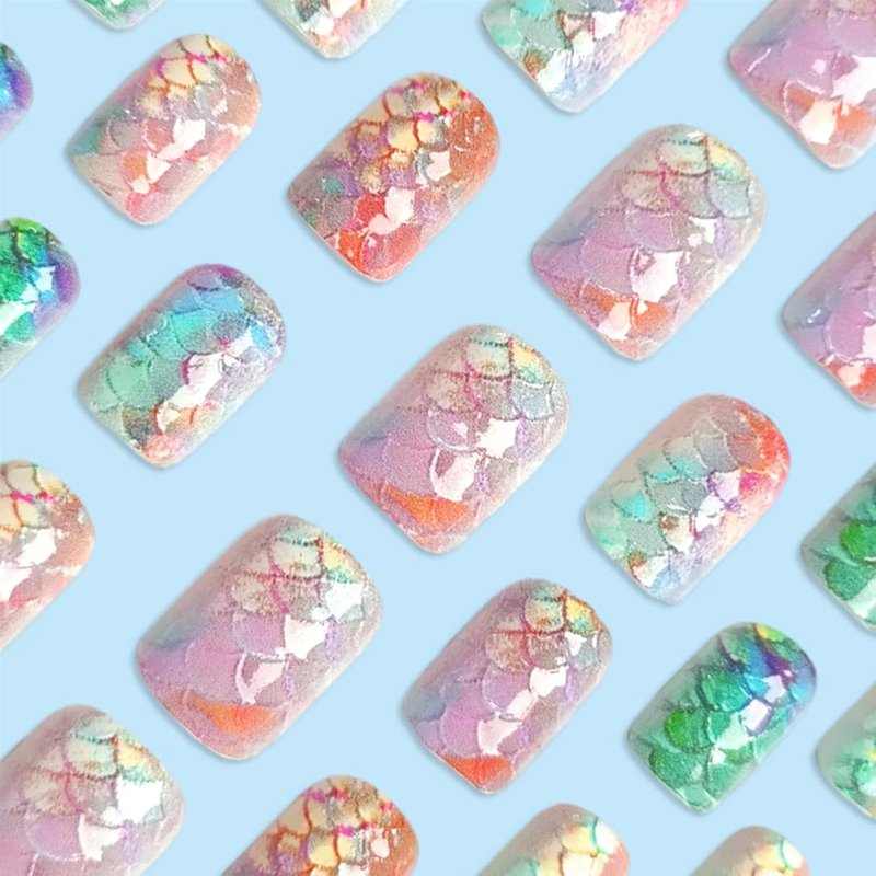 Mermaid Press-On Nails - Short Square Gradient Colorful Fake Nails with 3D Fish Scales | 24Pcs Glossy Reusable Summer Vacation Manicure