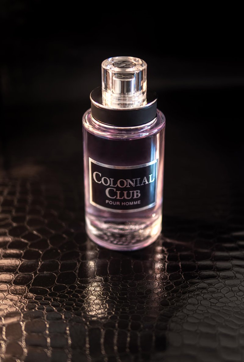 Jeanne Arthes - Colonial Club Eau De Toilette - Spray Perfume for Men - Floral Scent - Notes of Citrus, Lavender, Orange, And Mint- Made in France - 3.38 fl.oz