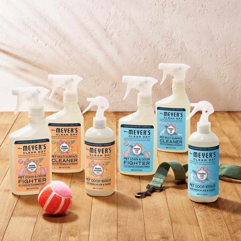 Mrs. Meyer's Clean Day Pet Odor Neutralizer - Coconut Leaf Scent | 12oz for Fresh Home Environment