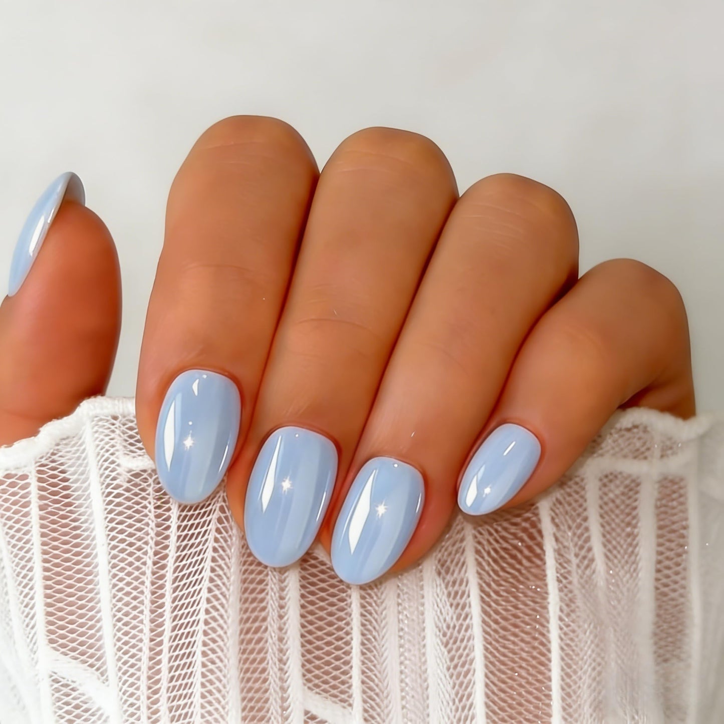 SXVME Chrome Baby Blue Press on Nails Short Oval, 32 Pcs Thick Glazed Cute Fake Nails with Sparkle Mirror Design, Shiny Glitter Glue on Nails Almond, Gel Nail Press ons with Glue for Fingernail