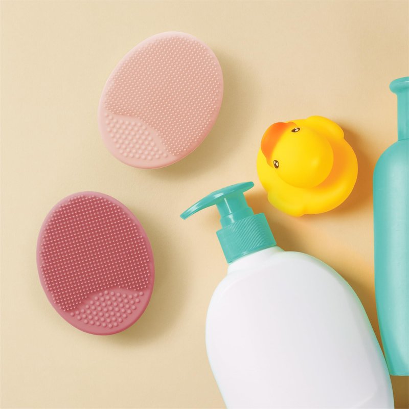 S&T INC. Exfoliating and Massaging Cradle Cap Bath Brushes for Baby, Silicone - 2 Inch x 2.5 Inch, Pink, 2 Pack