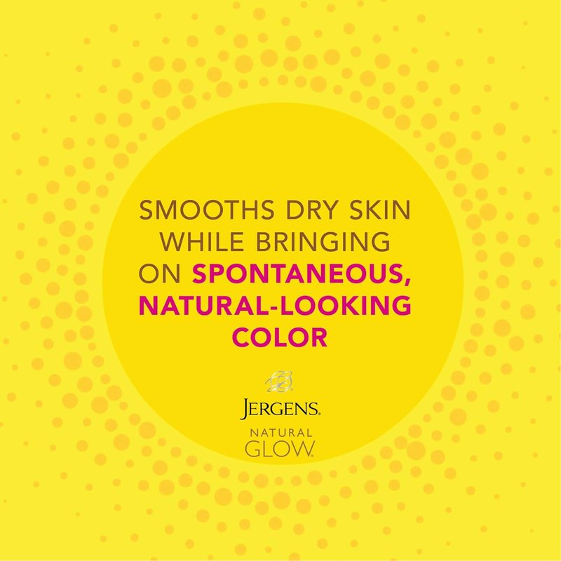 Jergens Natural Glow Tanning Moisturizer - Lightweight Sunless Bronzer for Natural Color | Light Bronze, 6 Oz