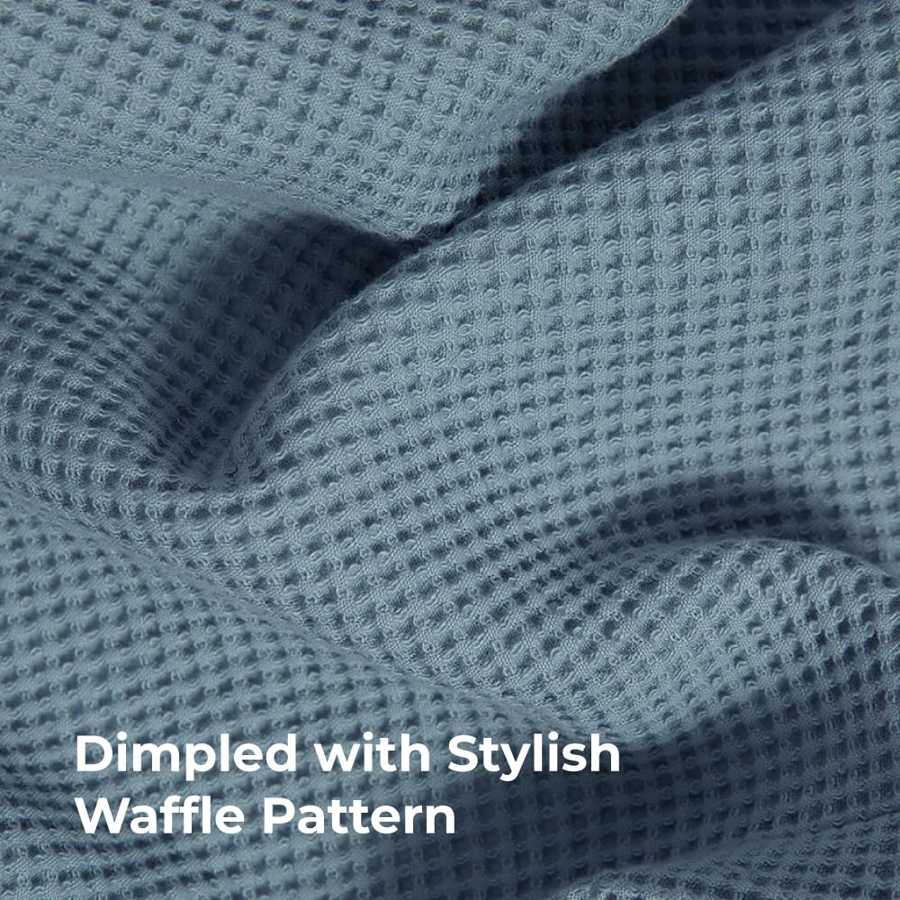 Cariloha Bamboo Viscose Waffle Knit Bath Robe for Women and Men with Lightweight Turkish Cotton - Breathable Moisture-Wicking Bathrobe with Pockets - Unisex Large/Extra Large - Marine Blue