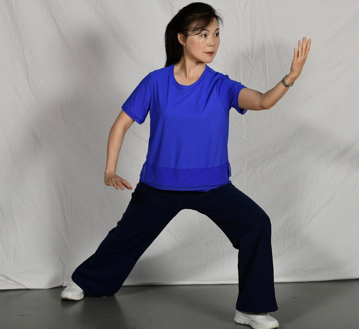 YMAA Tai Chi DVD for Women | Beginner Exercises with Master Helen Liang - Health Benefits for All Ages