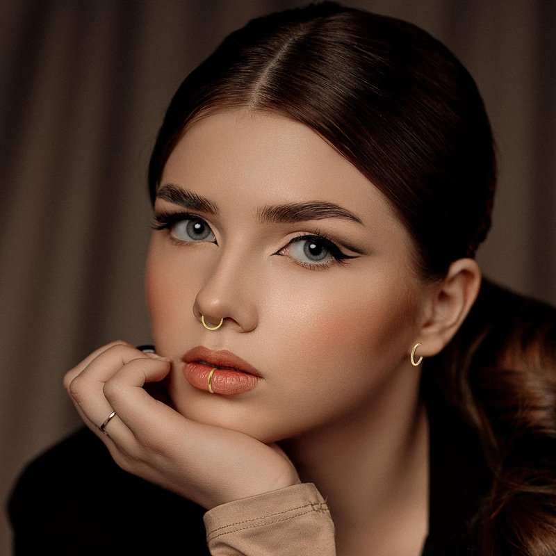 ONESING 10Pcs Gold Nose Ring Hoop 20G Clicker Nose Hoops Hypoallergenic Stainless Steel Nose Piercings Jewelry Gold Nose Jewelry Septum Helix Cartilage Lip Body Piercings for Women Men 7mm 8mm 9mm 10mm 12mm