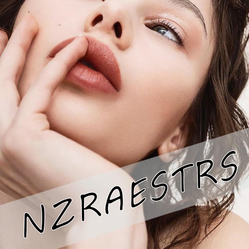 NZRAESTRS 30Pcs Summer Press on Nails Medium Almond Fake Nails with 3D Starfish Designs, 30pcs Beach Press on Nails, 1pc Nail File, 24pcs Nail Jelly Stickers, 1pc Wooden Stick