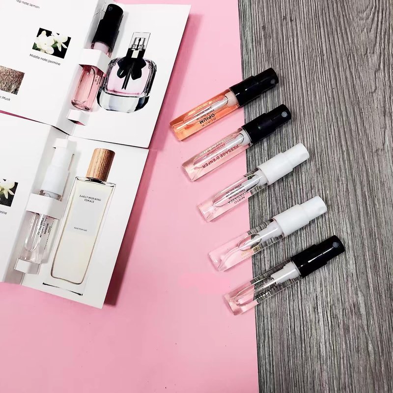 Pilestone Women’s Fragrance Discovery Sampler Set – Curated Mix of Designer Popular & Niche Perfume Vial Samples, Multiple Scent Styles for Testing & Exploration (10 Vials)