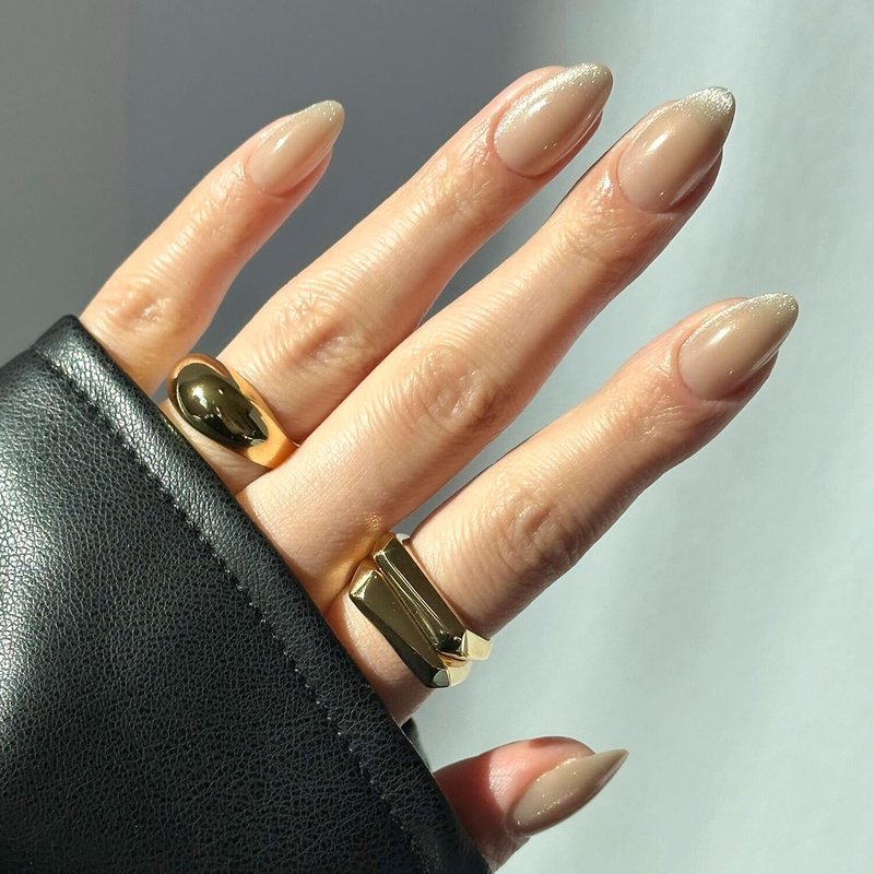 Glamnetic Press On Nails - Honey Bun | Trendy Neutral Nude Velvet Sparkly Short Almond Fake Nails, Salon Quality | 15 Sizes - 30 Nail Kit with Glue